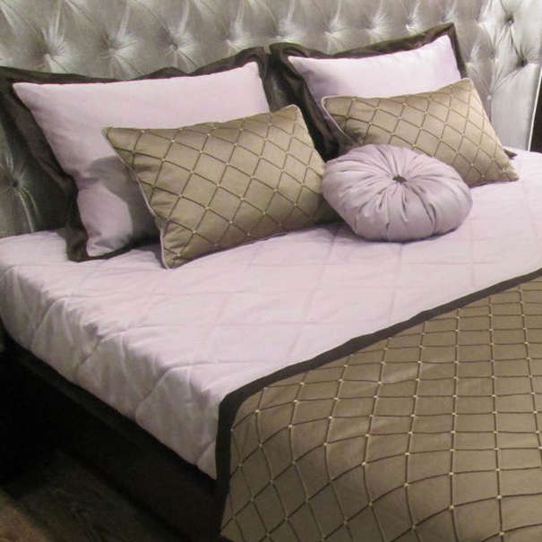Виолет (Violet)  Комплект покрывало, плед, 5 подушек TEXTILE, FRATELLI BARRI